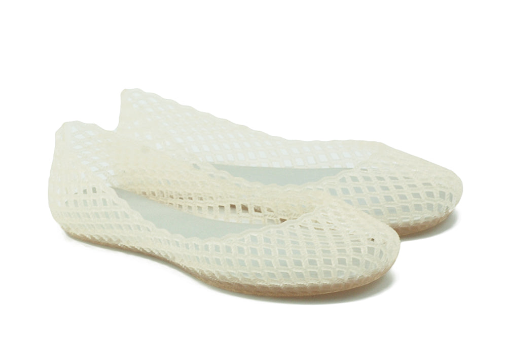 Jelly flats Closed round toe Slip on Open weave